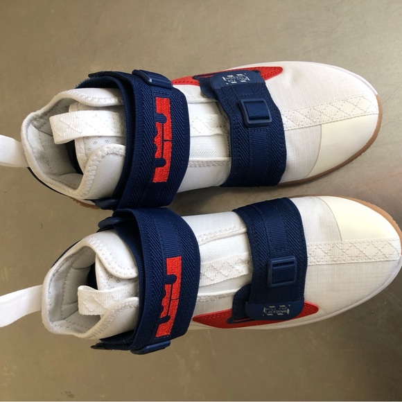 Nike LeBron Soldier 13 LA Shoes White Blue CU4133-124 Youth Sz 4Y - Picture 7 of 8